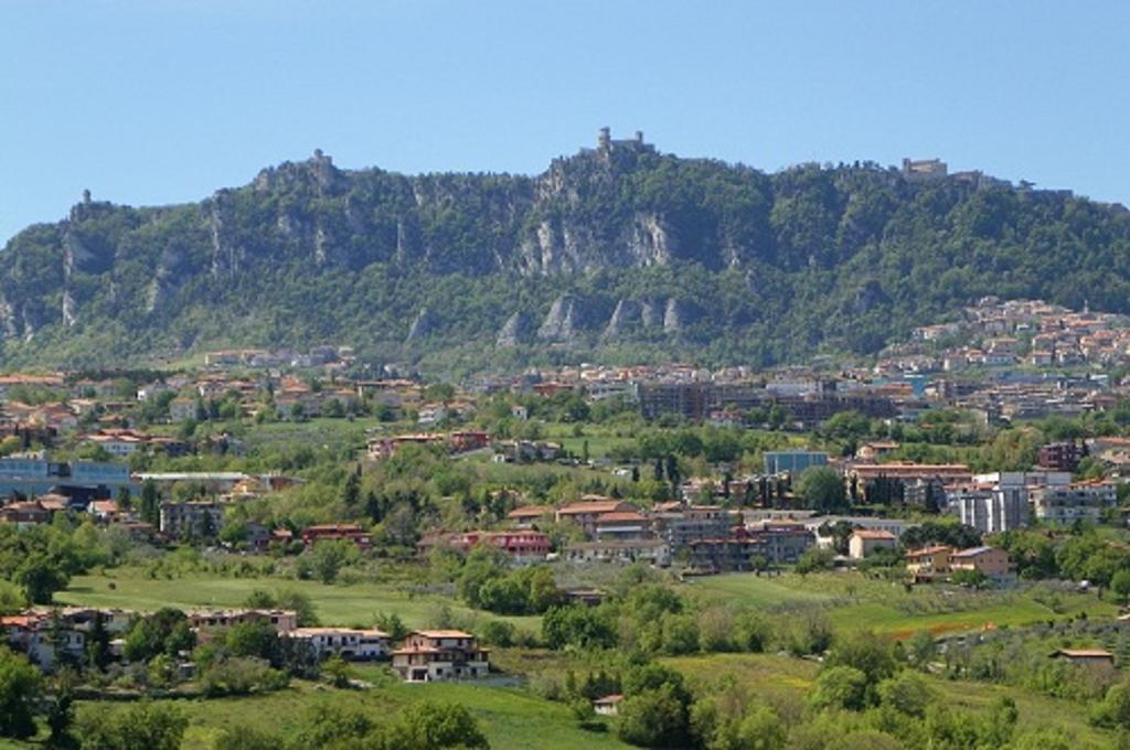 Villa Emma - L'Arte Dell'Accoglienza San Marino Buitenkant foto