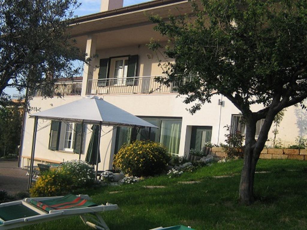 Villa Emma - L'Arte Dell'Accoglienza San Marino Buitenkant foto
